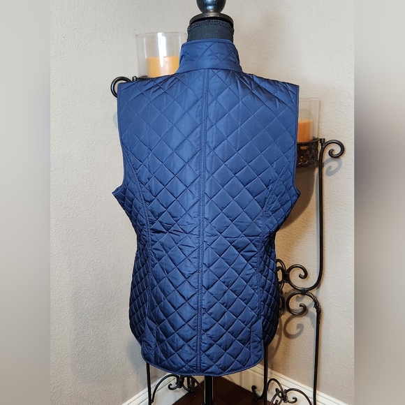 Orvis Dark Blue Quilted Plaid Lined Women's Vest. Size M - Picture 2 of 9